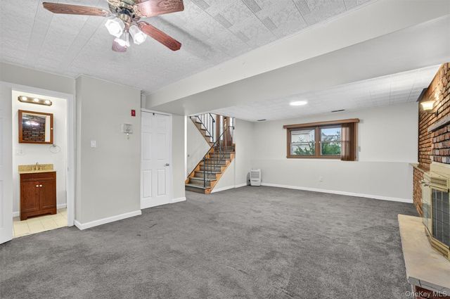 8 Badami Drive, Middletown, NY 10941