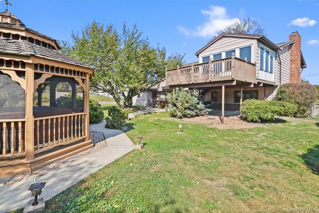 8 Badami Drive, Middletown, NY 10941