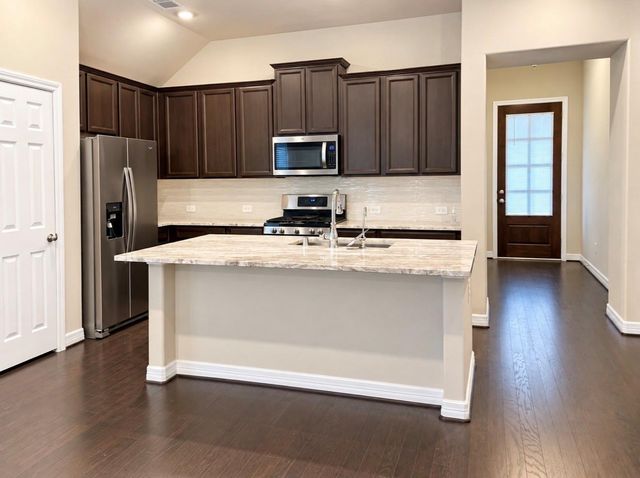2638 Ivy Wood Lane, Conroe, TX 77385
