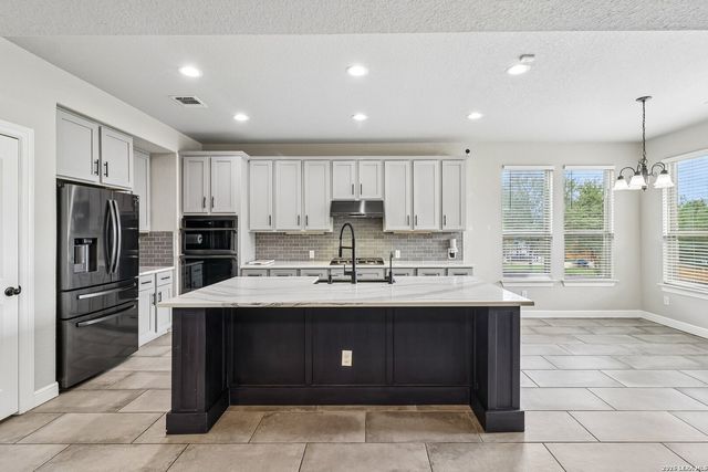 3314 Coryell Cove, San Antonio, TX 78253