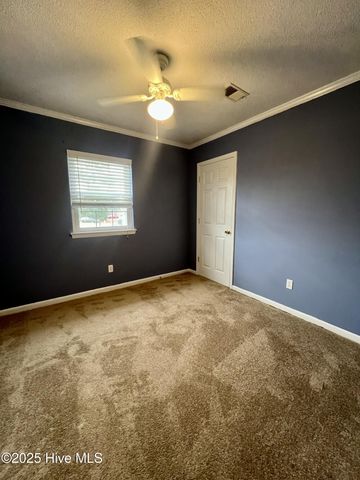 1214 Milton Place, Wilmington, NC 28405