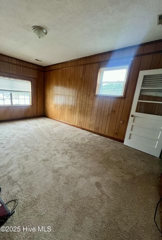 1214 Milton Place, Wilmington, NC 28405