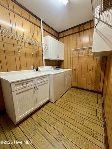 1214 Milton Place, Wilmington, NC 28405