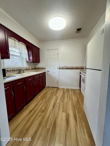 1214 Milton Place, Wilmington, NC 28405