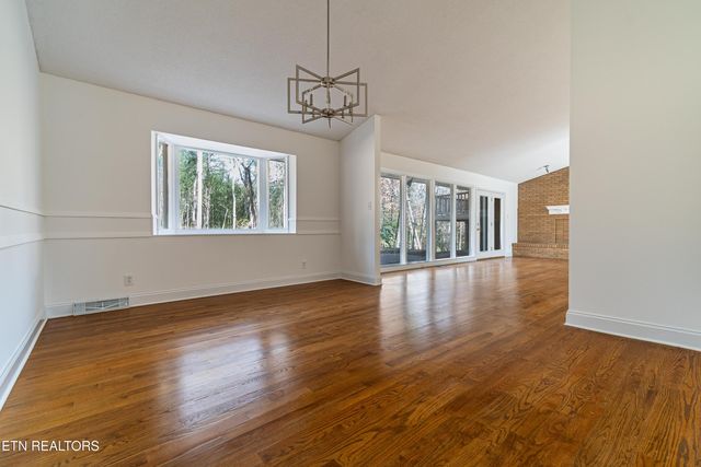 109 Baker Lane, Oak Ridge, TN 37830