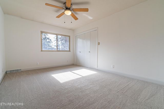 109 Baker Lane, Oak Ridge, TN 37830