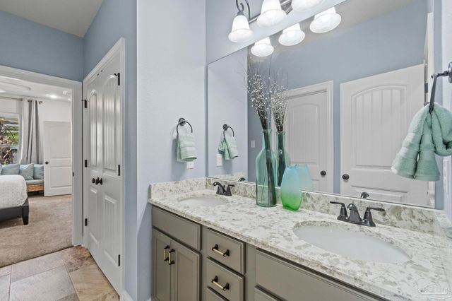 1397 Sabal Palm Dr, Gulf Breeze, FL 32563