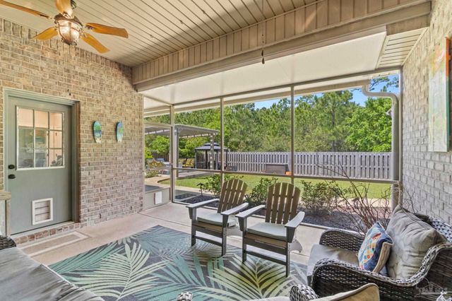 1397 Sabal Palm Dr, Gulf Breeze, FL 32563