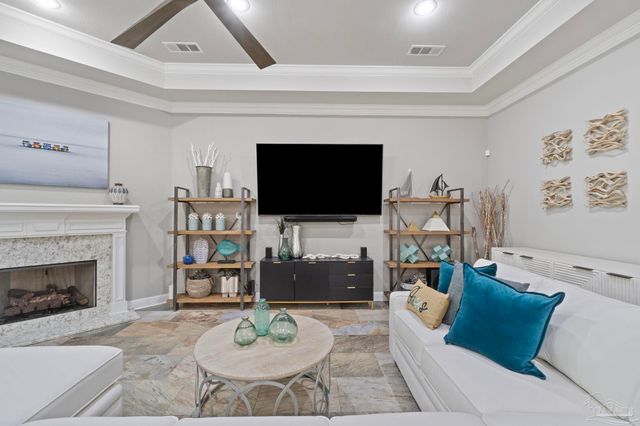 1397 Sabal Palm Dr, Gulf Breeze, FL 32563