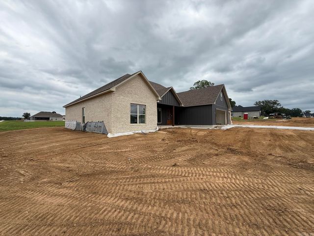 134 Republican Loop, Greenbrier, AR 72058