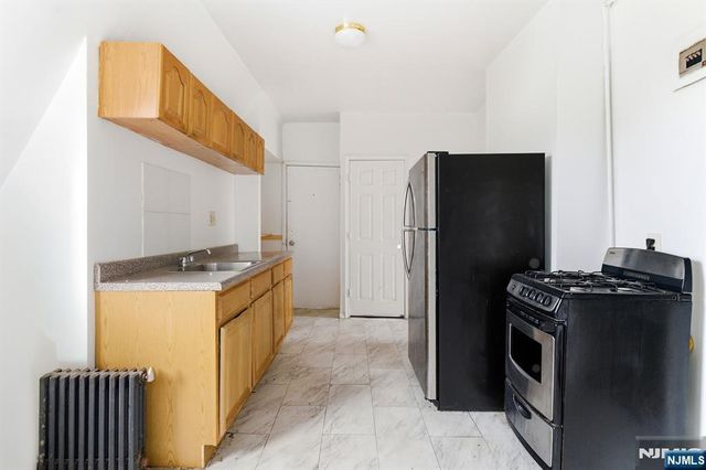 37-39 Lenox Avenue, Irvington, NJ 07111