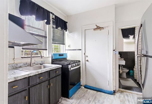 37-39 Lenox Avenue, Irvington, NJ 07111