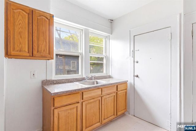 37-39 Lenox Avenue, Irvington, NJ 07111