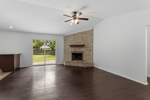 7008 Wayfarer Trail, Fort Worth, TX 76137