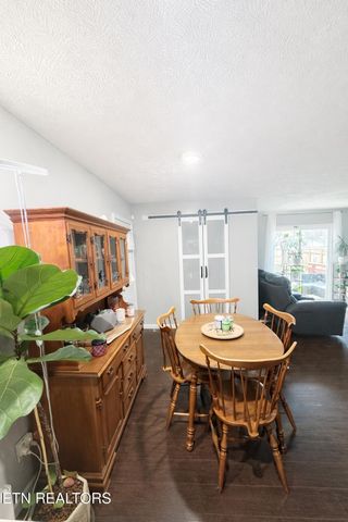 15 Rena Circle, Crossville, TN 38572