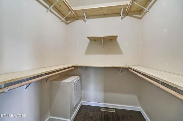 15 Rena Circle, Crossville, TN 38572