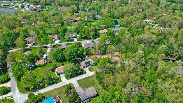 15 Rena Circle, Crossville, TN 38572