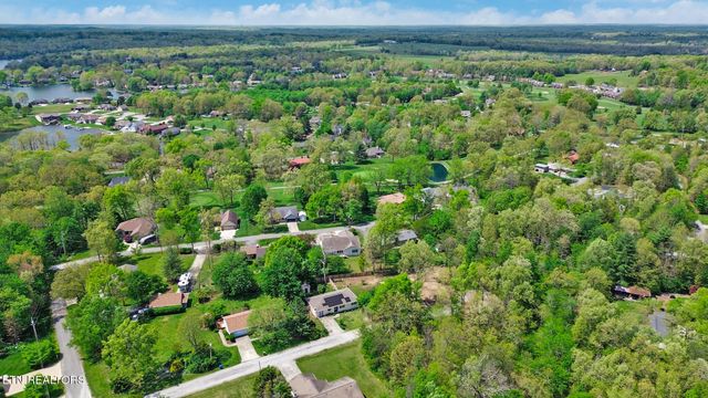 15 Rena Circle, Crossville, TN 38572