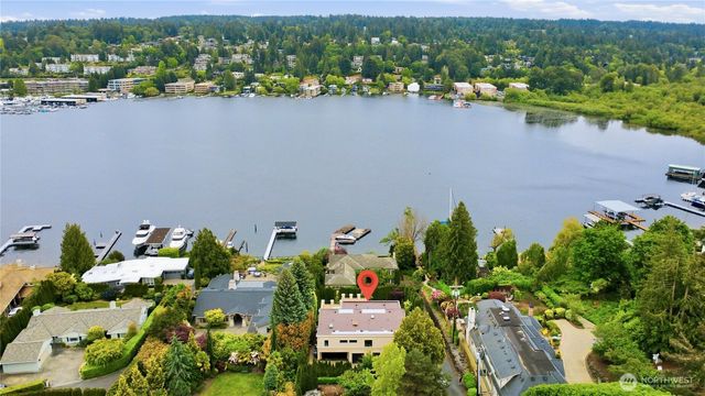 4616 95th Avenue NE, Yarrow Point, WA 98004
