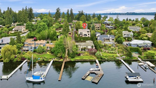 4616 95th Avenue NE, Yarrow Point, WA 98004