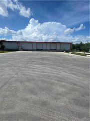 914 E Produce Road, Hidalgo, TX 78557