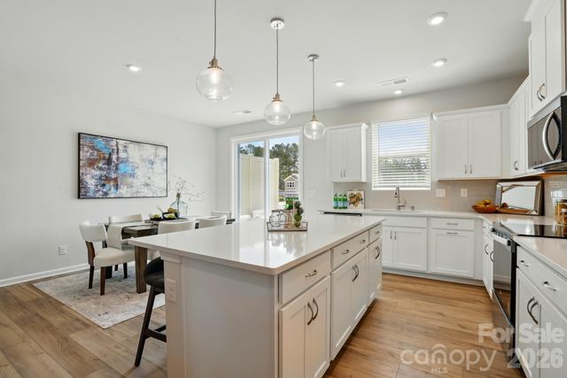 324 Laura Elizabeth Lane, Clover, SC 29710