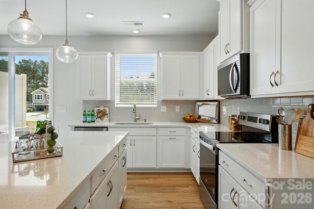 324 Laura Elizabeth Lane, Clover, SC 29710