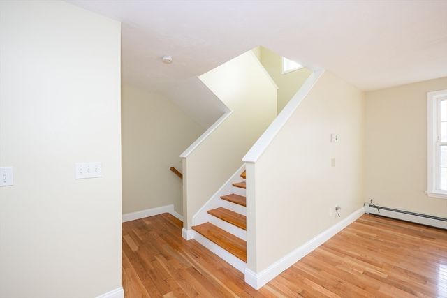 83 Massasoit Rd, Worcester, MA 01604