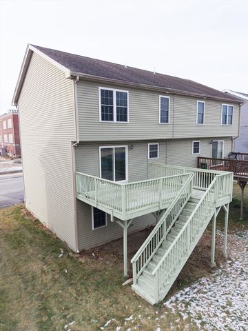 83 Massasoit Rd, Worcester, MA 01604