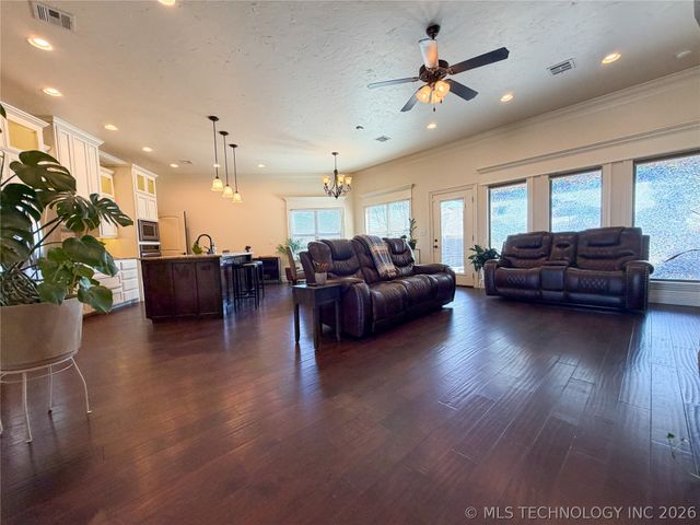 601 Kingston Place, Tahlequah, OK 74464