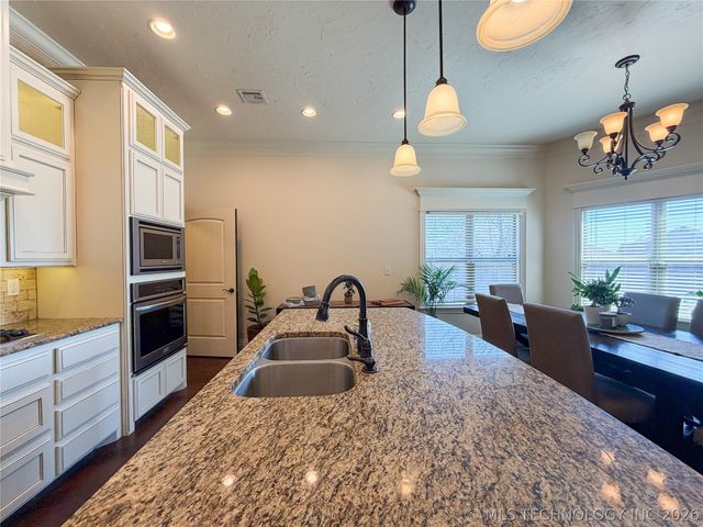 601 Kingston Place, Tahlequah, OK 74464