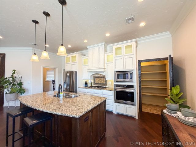 601 Kingston Place, Tahlequah, OK 74464