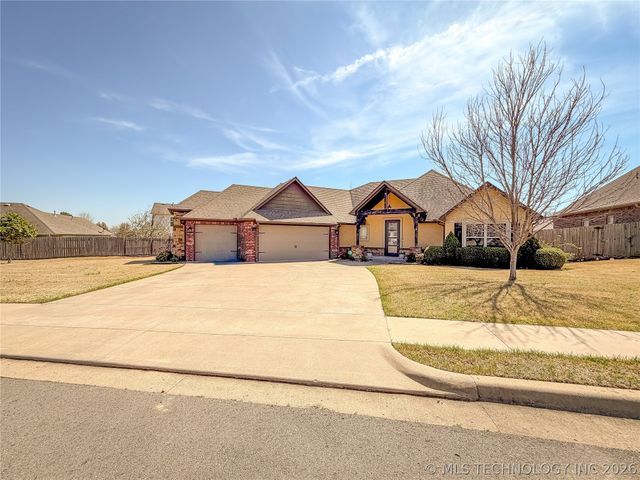 601 Kingston Place, Tahlequah, OK 74464