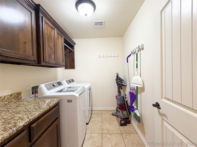 601 Kingston Place, Tahlequah, OK 74464