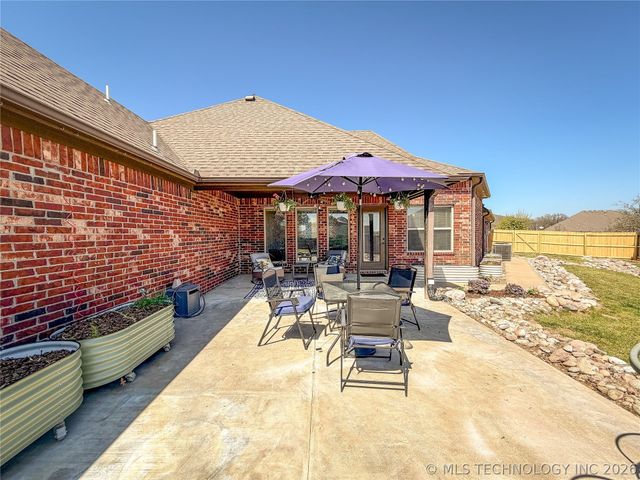 601 Kingston Place, Tahlequah, OK 74464