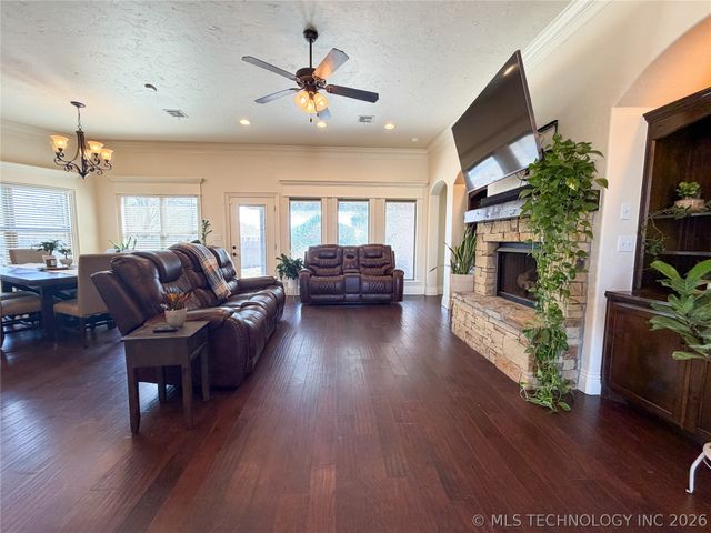 601 Kingston Place, Tahlequah, OK 74464