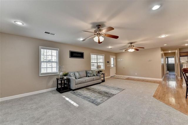 551 Oak Hills, Mableton, GA 30126