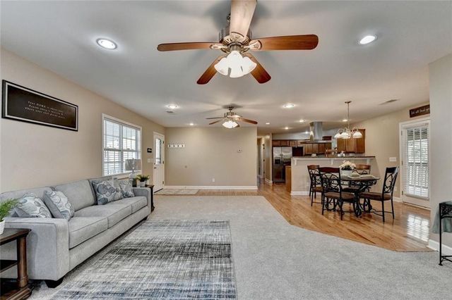 551 Oak Hills, Mableton, GA 30126