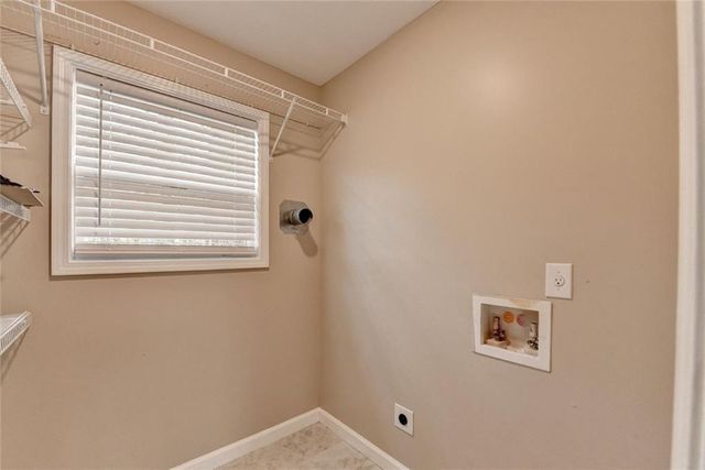 551 Oak Hills, Mableton, GA 30126