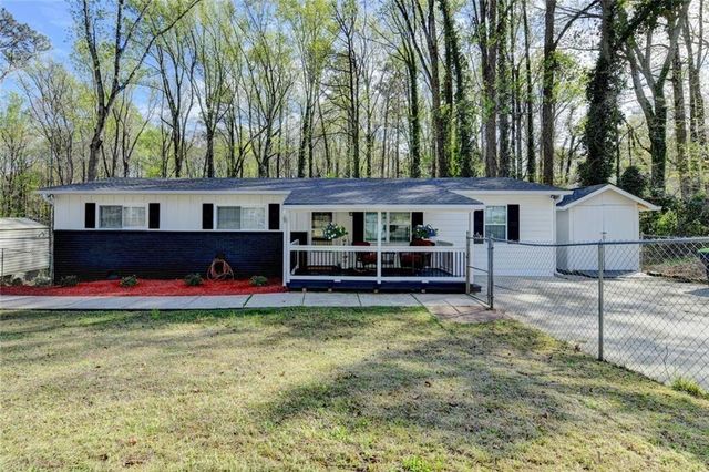 551 Oak Hills, Mableton, GA 30126