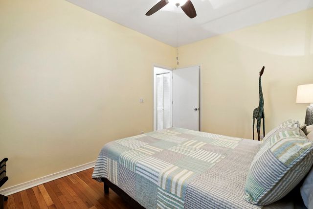 4429 N Beacon Street 2N, Chicago, IL 60640