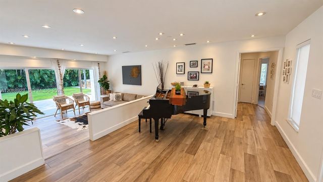 1835 NE 212th Terrace, Miami, FL 33179