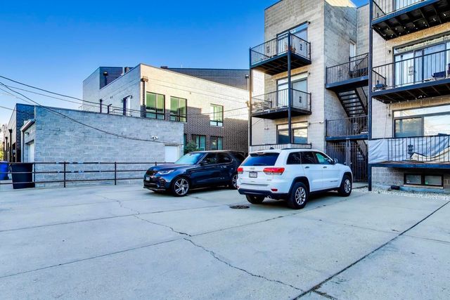 2022 N Wood Street 3N, Chicago, IL 60614