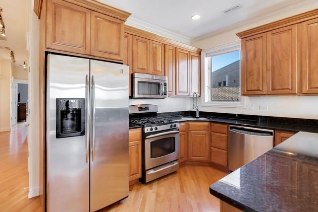 2022 N Wood Street 3N, Chicago, IL 60614