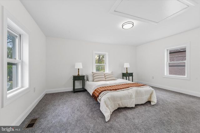 316 RITENOUR ST, Front Royal, VA 22630