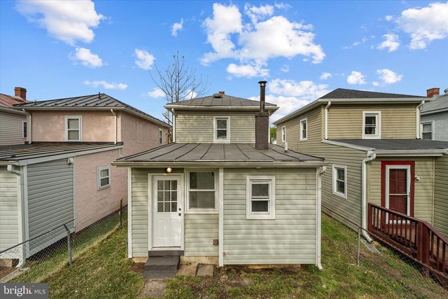 316 RITENOUR ST, Front Royal, VA 22630