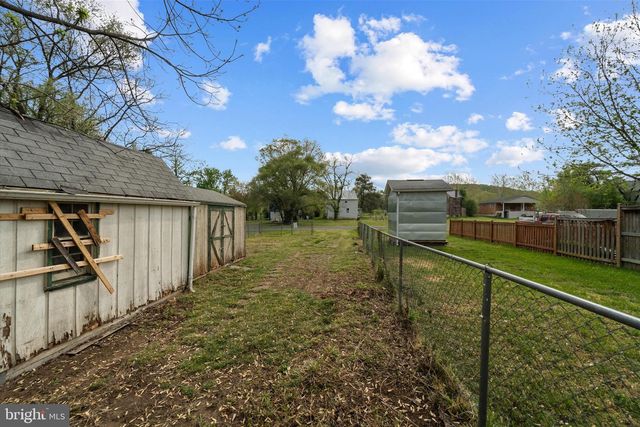 316 RITENOUR ST, Front Royal, VA 22630