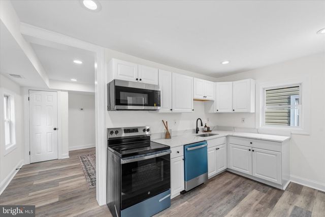 316 RITENOUR ST, Front Royal, VA 22630