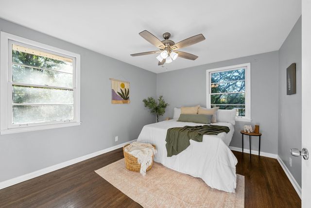 102 Preston Dr, Clarksville, TN 37042