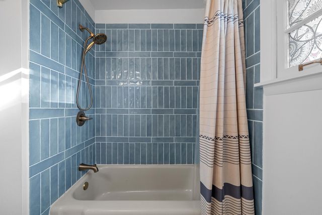 102 Preston Dr, Clarksville, TN 37042